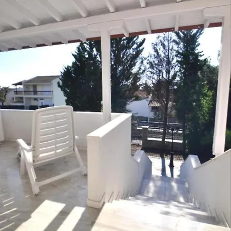 White Σπίτι διακοπών Γερακινή
